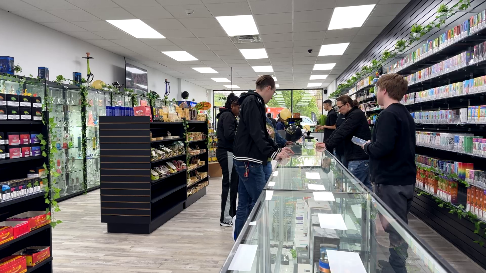 Smokers Destiny Staff Customer
